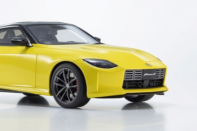 KSR18056Y KYOSHO 1:18 Nissan Fairlady Z Yellow model car