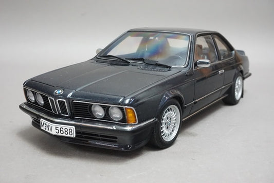 1:18 AUTOart 70521 BMW 635 CSI Diamond Black Metallic