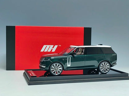 MH026BRG MOTORHELIX 1:18 Land Rover Range Rover British Racing Green (White Roof)