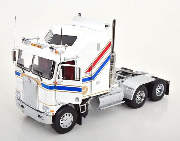 RK180145 ROAD KINGS 1:18 Kenworth K100 Aerodyne 1976 White/Blue/Red/Gold