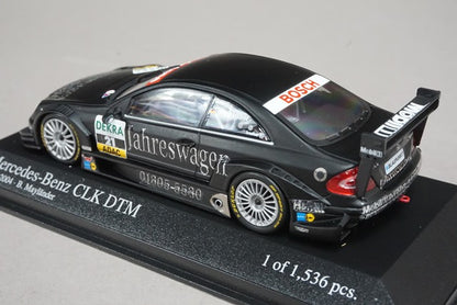 1:43 MINICHAMPS 400043321 Mercedes CLK Coupe DTM 2004 #21