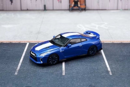 M63501 MOTORHELIX 1:64 Nissan GT-R R35 50th Anniversary Wangan Blue