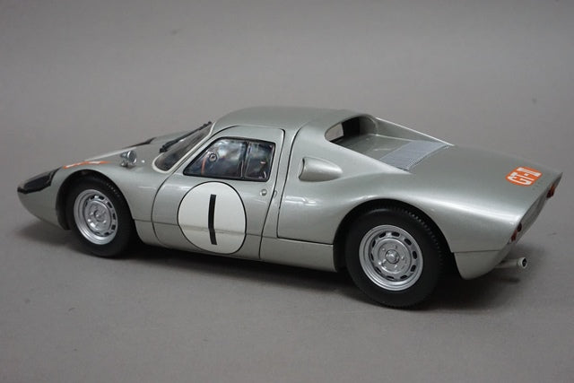 1:18 MINICHAMPS 183646701 Porsche 904 GTS Japanese GP 1964