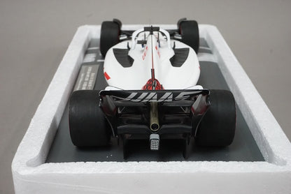 1:18 MINICHAMPS 117220120 Haas F1 Team VF-22 Bahrain GP 2022 K.Magnussen #20