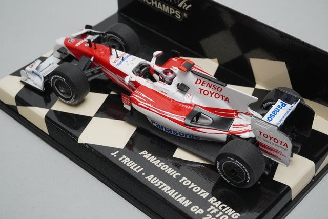 1:43 MINICHAMPS 400090009 Panasonic Toyota Racing Australia GP 2009 #9 model car