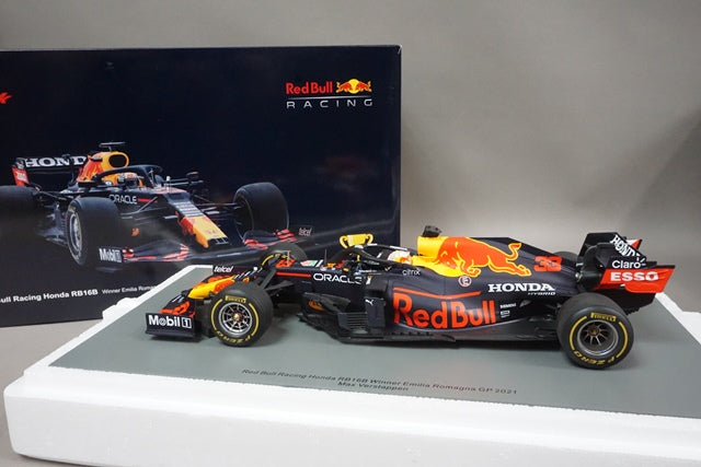 1:18 SPARK 18S582 Red Bull Racing Honda RB16B Emilia Romagna GP Winner 2021 #33