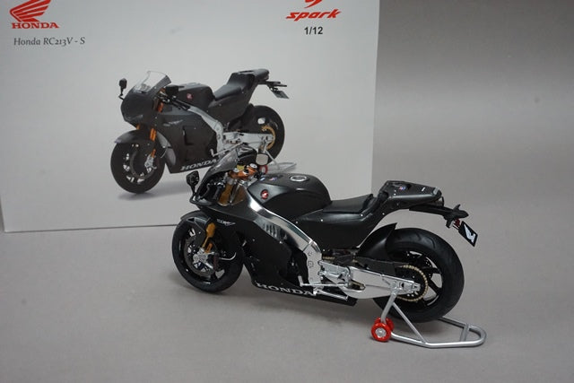 1:12 SPARK M12011 Honda RC213V-S Motorcycles