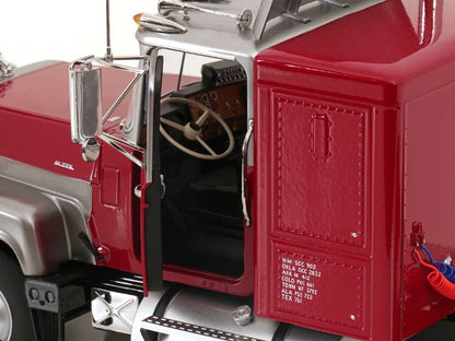 RK180173 ROAD KINGS 1:18 Mack RL 700L Red Metallic/Silver