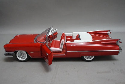 1:18 AUTOart 70401 Cadillac Series 62 Red model car