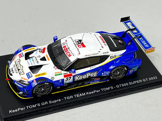 1:43 SPARK SGT031 Toyota KeePer TOM'S GR Supra TGR GT500 Super GT 2022 Sacha Fenestraz Rio Miyata #37