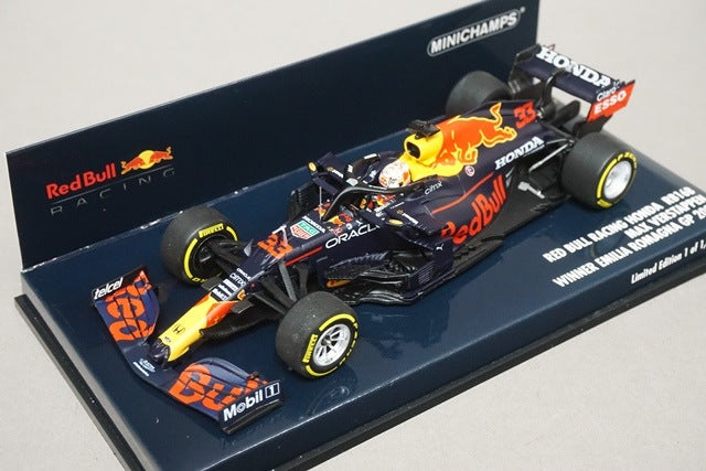 1:43 MINICHAMPS 410210133 Honda Red Bull Racing RB16B Emilia Romagna GP Winner 2011 #33 M. Verstappen