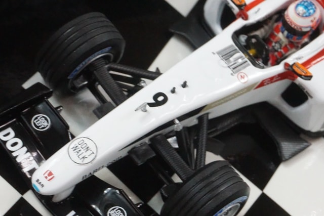 1:43 MINICHAMPS 400040009 BAR Honda 006 #9 J. Button model car