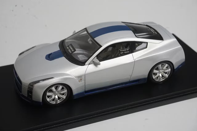 1:43 SPARK IiAd Company Custom Nissan GT-R Concept 35th Tokyo Motor Show 2001