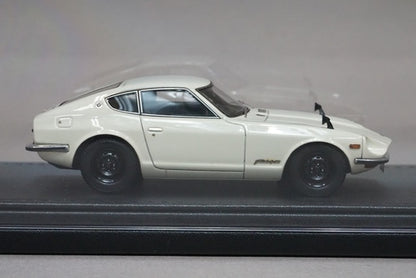 1:43 ignition model IG0019 Nissan Fairlady Z (S30) White model car