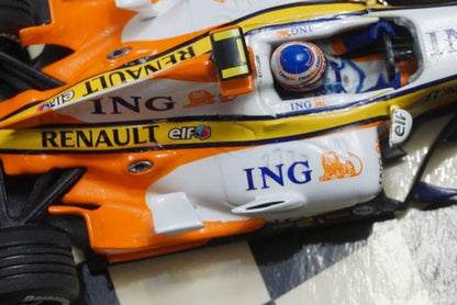 1:43 MINICHAMPS 400070074 Renault F1 Team Show Car 2007 #4 H. Kovalainen model car