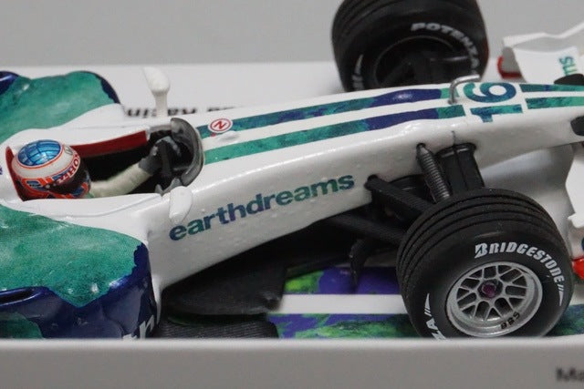 1:43 MINICHAMPS Kyosho Honda Racing F1 Team Show Car 2008 #16 J. Button model car