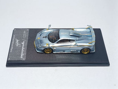 [ Pre-order ] MC640015A MC Model Collect 1:64 Scale Pagani Huayra Imola Silver Blue Orange Stripes