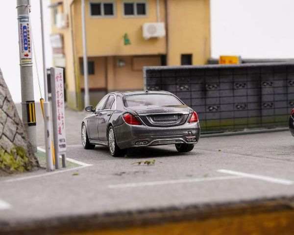 KING MODEL 1:64 Mercedes-Benz S65 AMG W222 Titanium Gray