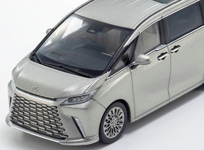 KS03924T KYOSHO 1:43 Lexus LM 500h (Sonic Titanium 4-Seater Solis White)