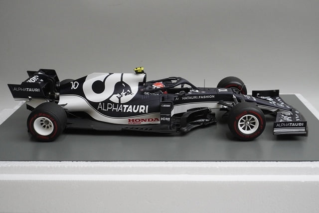 1:18 Spark 18S591 AlphaTauri Honda AT02 Azerbaijan GP 3rd 2021 #10 P.Gasly model car