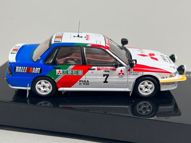 1:43 ixo KBI029 Mitsubishi Galant VR-4 Evo Ivory Coast Rally 1991 #7 Kenjiro Shinozuka J. Meadows model car