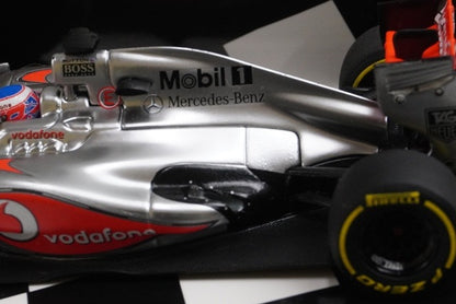 1:43 MINICHAMPS 530134375 Vodafone McLaren Mercedes Show Car 2013 #5 J.Button model car