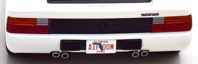 [ Pre-order ] KKDC180502 KK scale 1:18 Ferrari Testarossa Monospecchio 1984 US-Version White