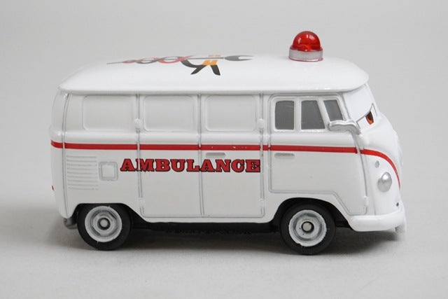 Tomica Cars Fillmore Ambulance Type model car