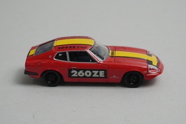 1:64 Tomica Limited Vintage NEO Nissan Fairlady 260ZE 2by2 model car