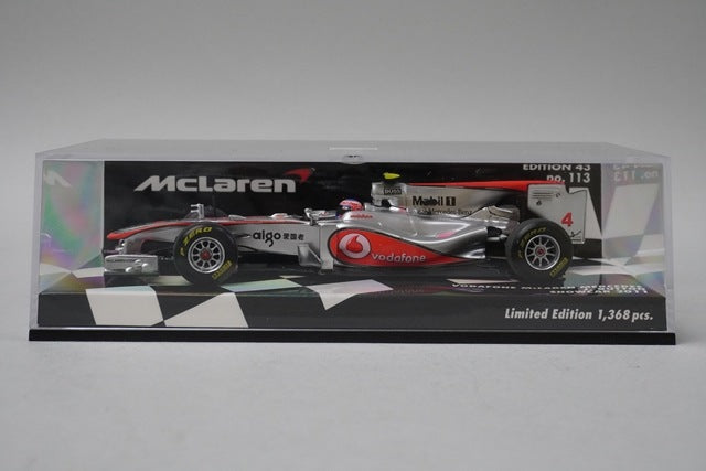 1:43 MINICHAMPS 530114374 McLaren Mercedes Show Car 2011 #4 model car