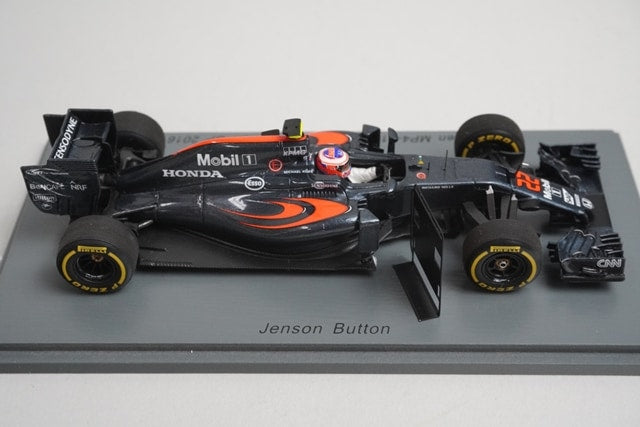 1:43 Spark S5024 McLaren Honda MP4-31 Malaysian GP 2016 #22 model car