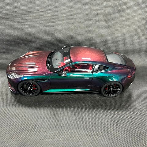 8250516BSL XiaoGuang MODEL 1:18 Aston Martin DB12 Chameleon with replacement wheels model car