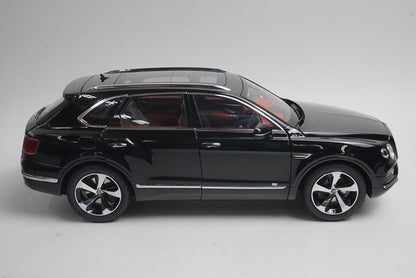 KS08376E KYOSHO 1:18 08921NX Bentley Bentayga Onyx