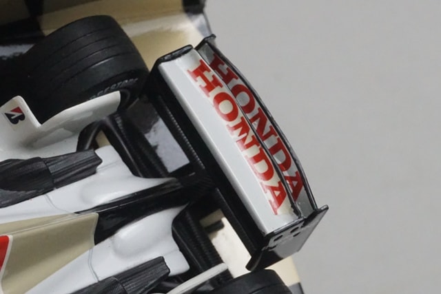 1:43 MINICHAMPS 400030116 BAR Honda 005 Japanese GP 2003 #16 model car