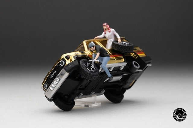DTGSPC8 GCD Gaincorp Products 1:64 Toyota Land Cruiser 70 Arab Specification Gold Edition DiecastTalk Special Order