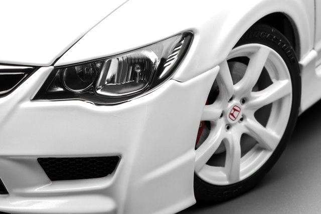 M85404 MOTORHELIX 1:18 Honda Civic Type R FD2 2007 Late Ver Premium White Pearl model car