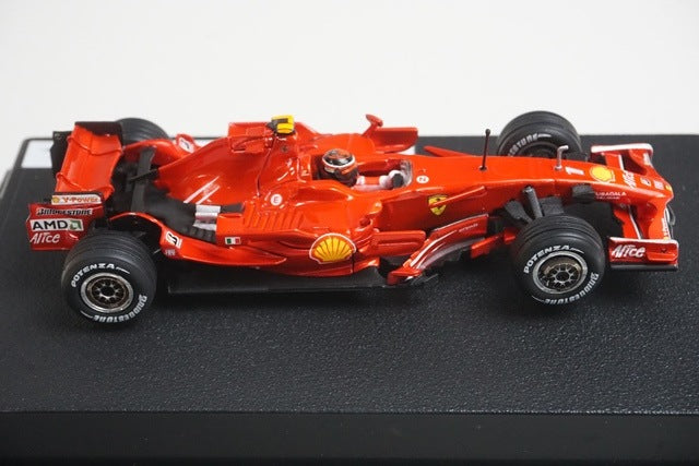1:43 Hot Wheels L8779 Ferrari F2008 #1 model car