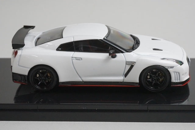 1:43 EBBRO KWAM022079 Dealer Custom Nissan GT-R Nismo White model car