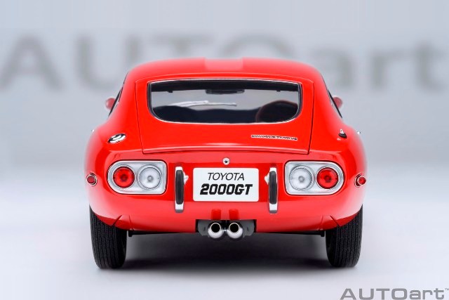 79547 AUTOart 1:18 Toyota 2000GT 1967 red model car