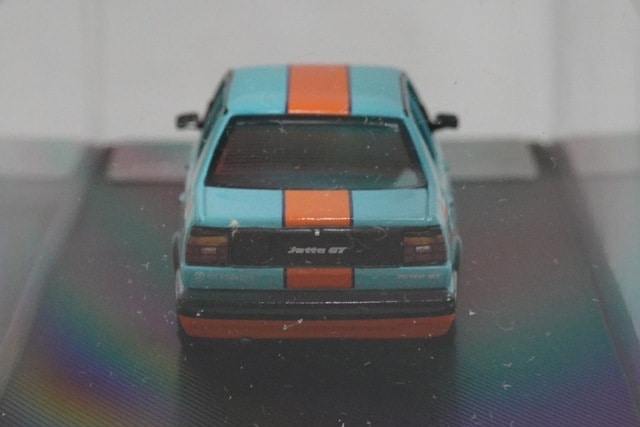 MC Model Collect 1:64 Volkswagen Jetta Gulf