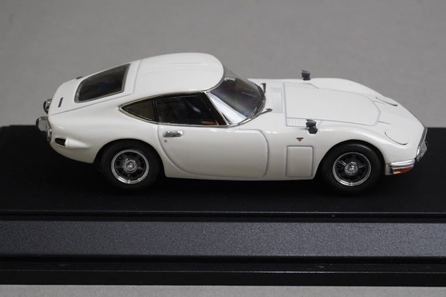 1:43 EBBRO 43500 Toyota 2000GT Late Model 1968 model car