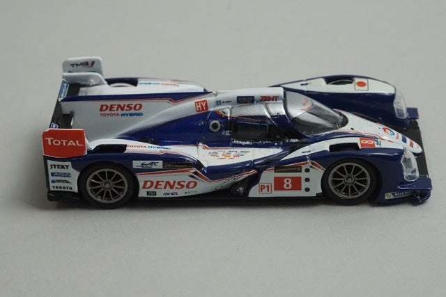 1:64 SPARK 64S002 Toyota TS030 Hybrid Le Mans 2nd 2013 #8 model car