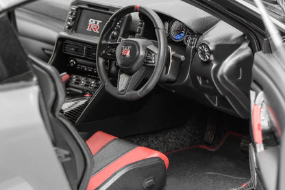 [ Pre-order ] M83530 Motor Helix 1:18 Scale Nissan GT-R NISMO (R35) Special Edition 2022 NISMO Stealth Gray