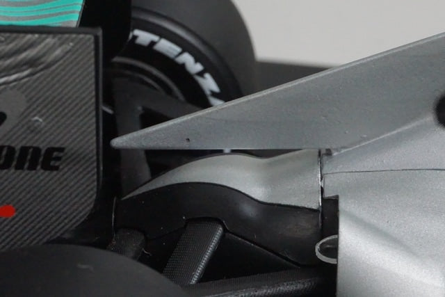 1:18 MINICHAMPS 110100003 Mercedes GP F1 Team MGP W01 2010 #3 M. Schumacher model car