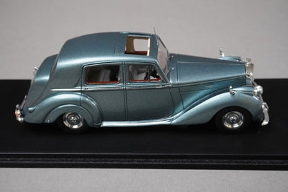 1:43 SPARK S3802 Bentley Mark VI Standard Steel Sports Saloon 1952