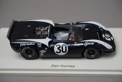 1:43 SPARK S1147 Lola T70 MK2 Bridgehampton 1966 #30 model car