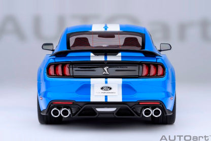 73094 AUTOART 1:18 Ford Mustang Shelby GT500 (Blue with White Stripes)