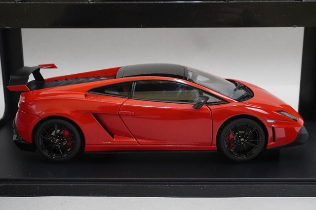 1:18 AUTOart 74691 Lamborghini Gallardo LP570 Super Trofeo Stradale Red model car