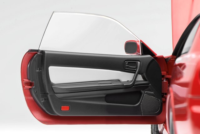 [ Pre-order ] M83426 Motor Helix 1:18 Nissan Skyline GT-R (R34) Customised Version Active Red with Livery