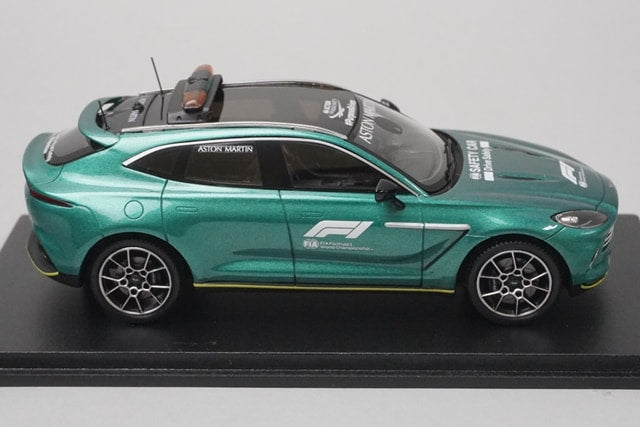1:43 Spark S5879 Aston Martin DBX Medical Car 2021